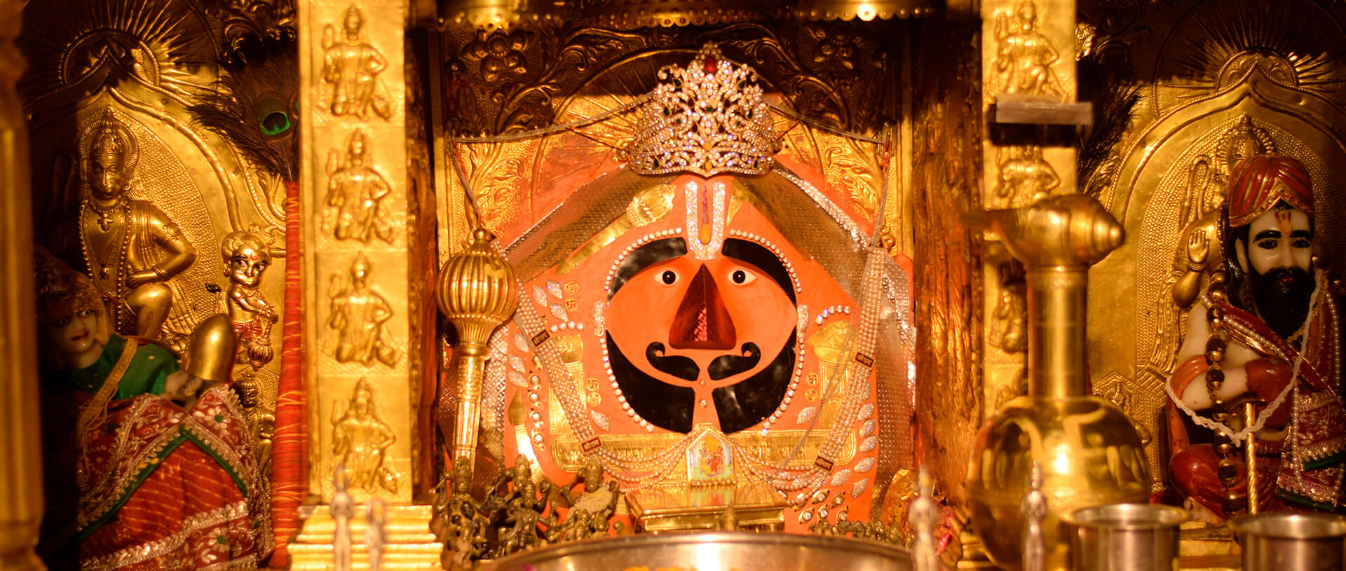 Rajveer Pujari Salsar Dham